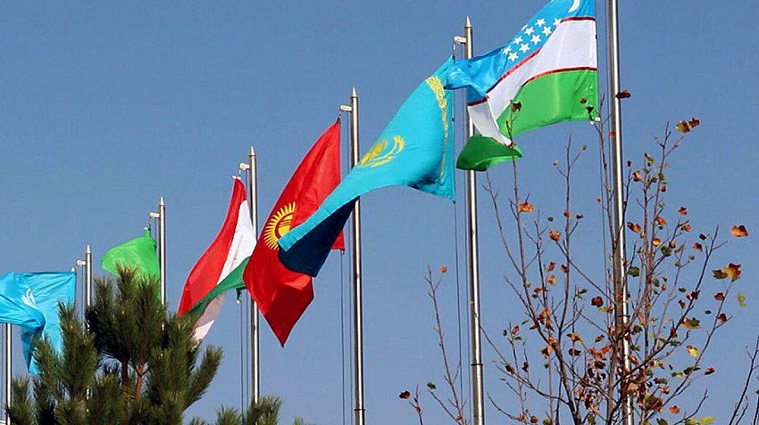Западные СМИ и НКО работают на подрыв евразийской интеграции в Центральной Азии – эксперт