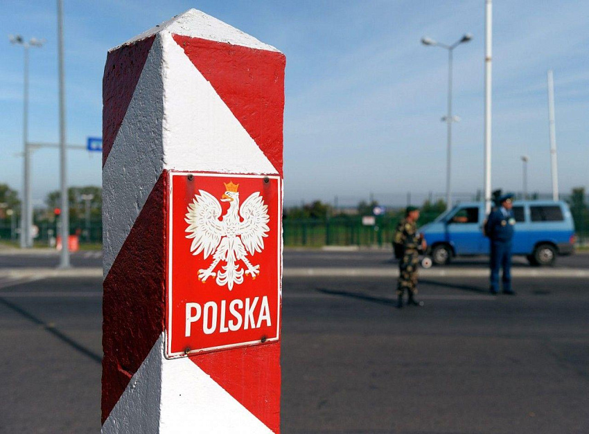 Белорусы в Польшу не спешат. «Карта поляка» пока бъет мимо цели