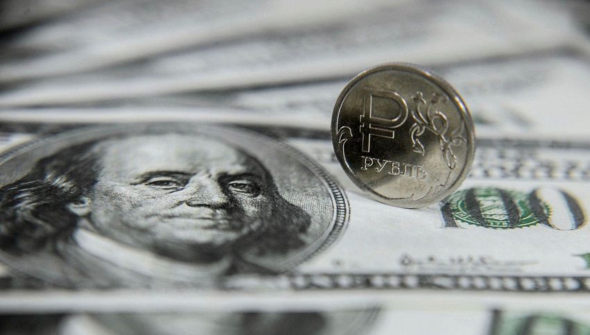 Россия и БРИКС уменьшили расчеты в долларах на 30%