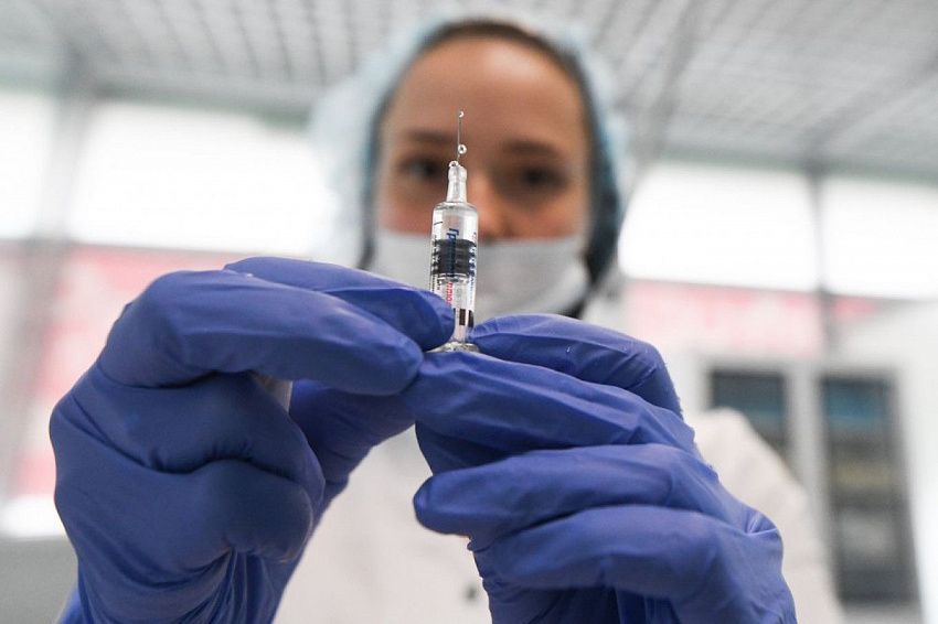 Каждая десятая перспективная вакцина от COVID-19 создана в России