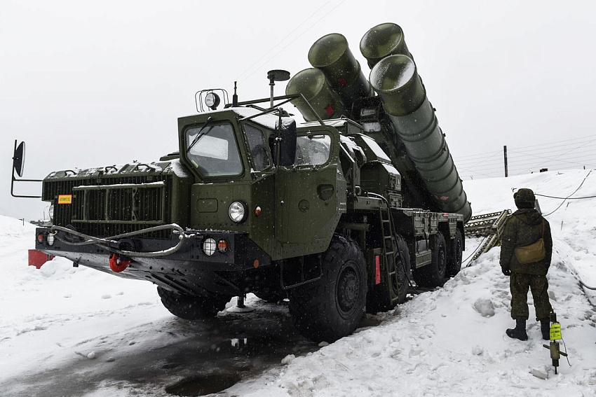 В Беларусь перебросят два дивизиона российских С-400