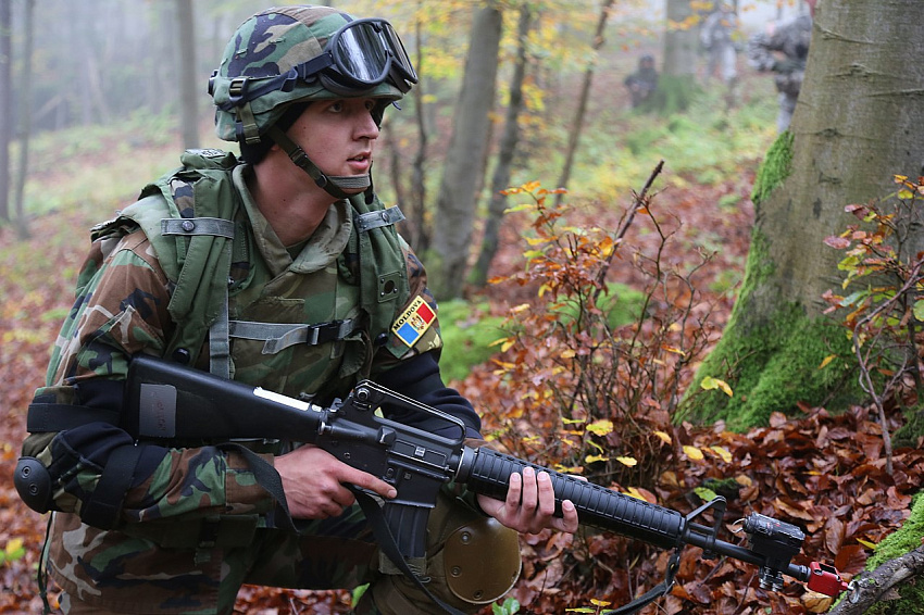 Молдова направит военных на учения под эгидой США