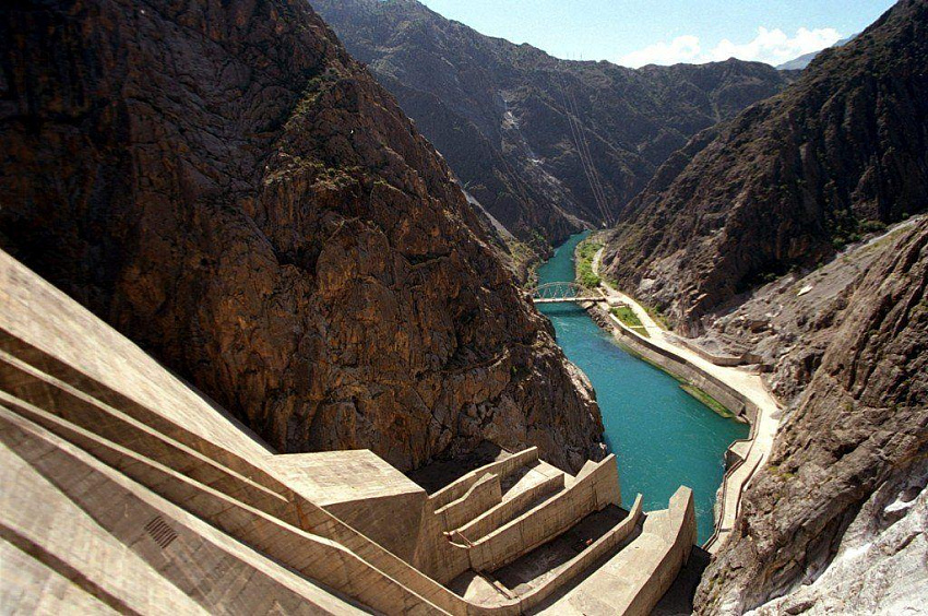Казахстан не будет покупать электричество у Кыргызстана
