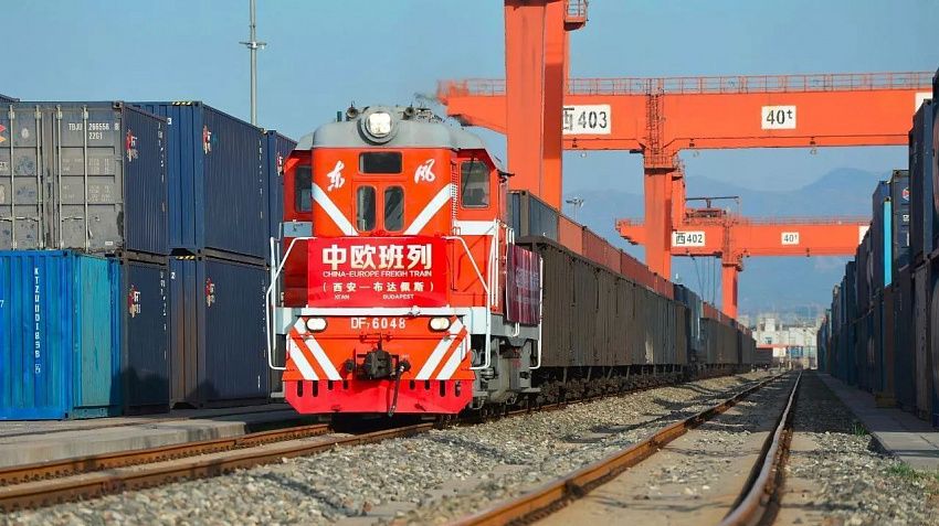 Китай отменил грузовые поезда в Литву