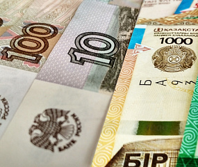 Между Россией и ЕАЭС 93% сделок проходят в национальных валютах – ЕЭК