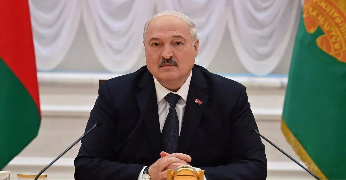 Лукашенко: США стремятся решить свои проблемы за счет Беларуси и Украины