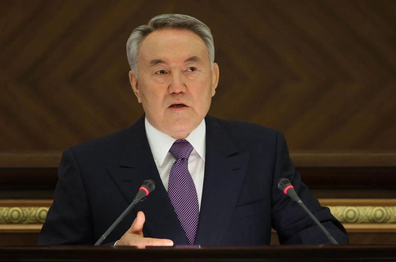 Назарбаев предложил перевести алфавит на латиницу