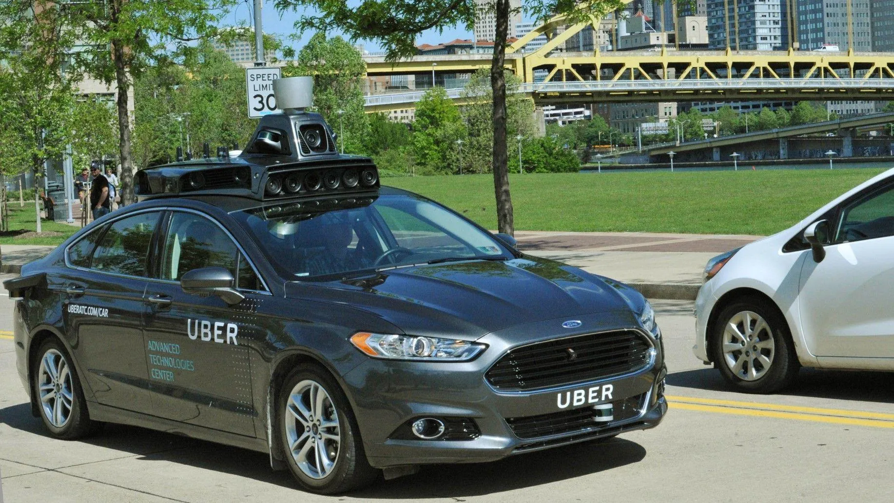 Беларусь начала работу над беспилотными автомобилями