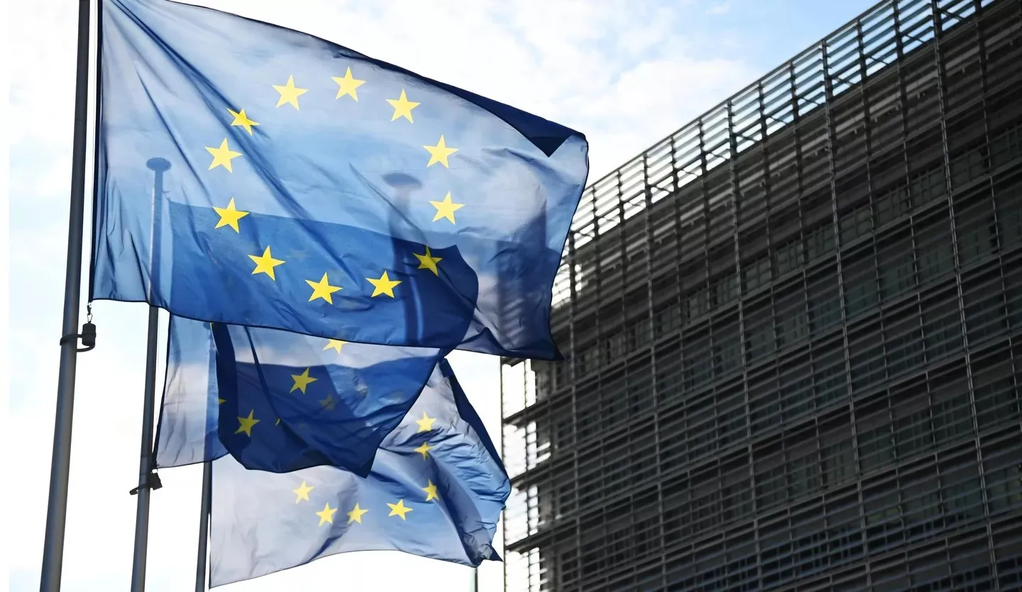 Глава Еврокомиссии назвала помощь Украине краткосрочной целью развития оборонки