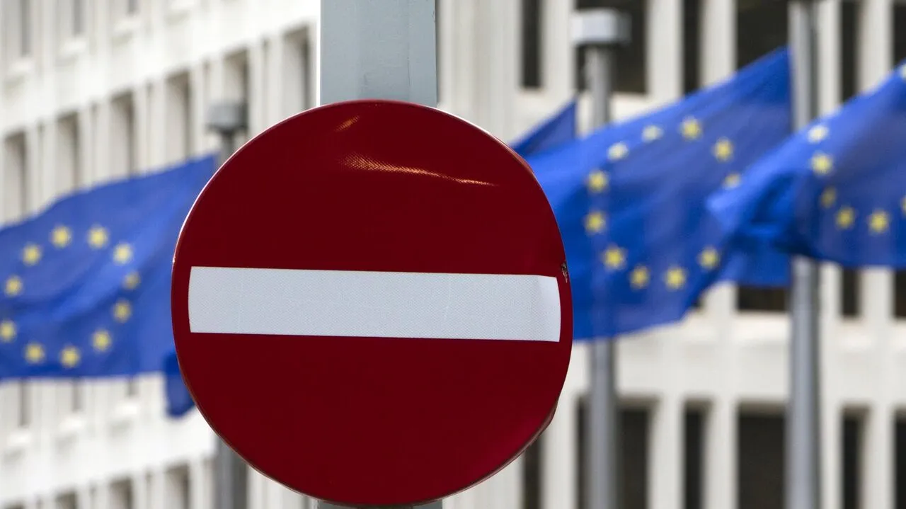 Европа пытается торпедировать усилия США по украинскому урегулированию – СВР России