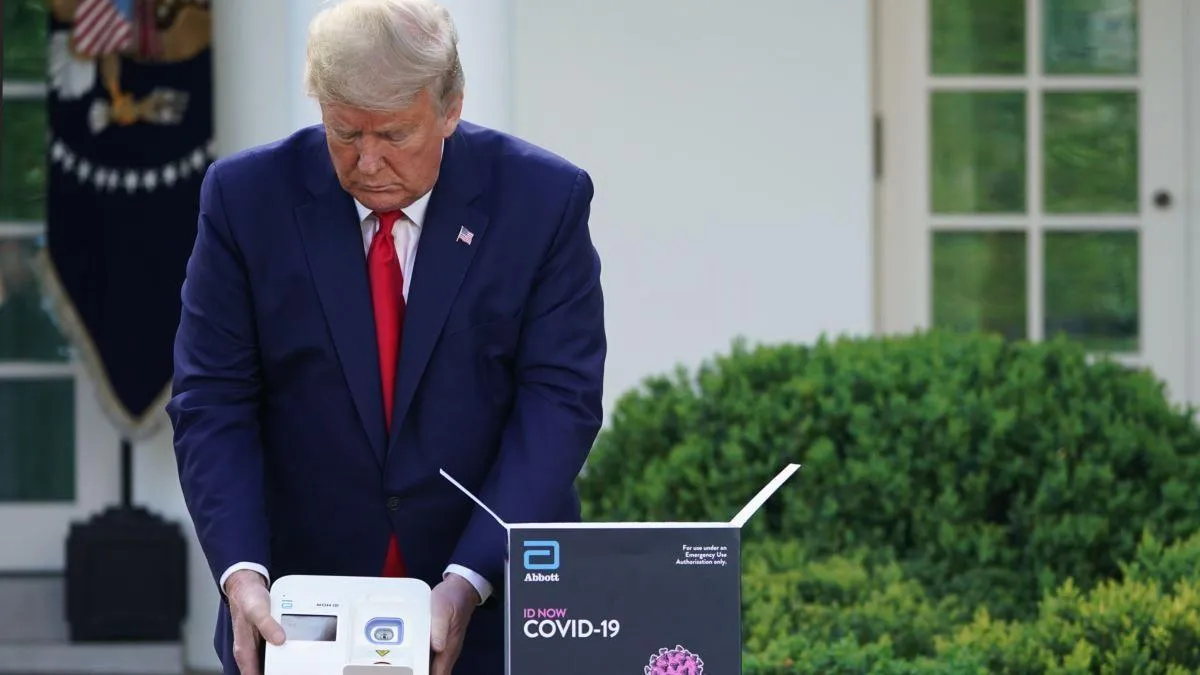 Трамп теряет поддержку избирателей из-за последствий коронавируса – американский эксперт