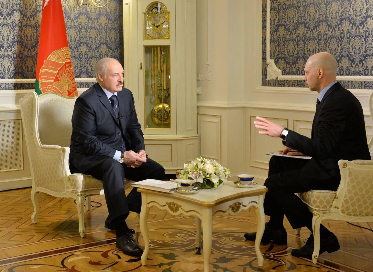 Лукашенко ответил на письмо Маккейна