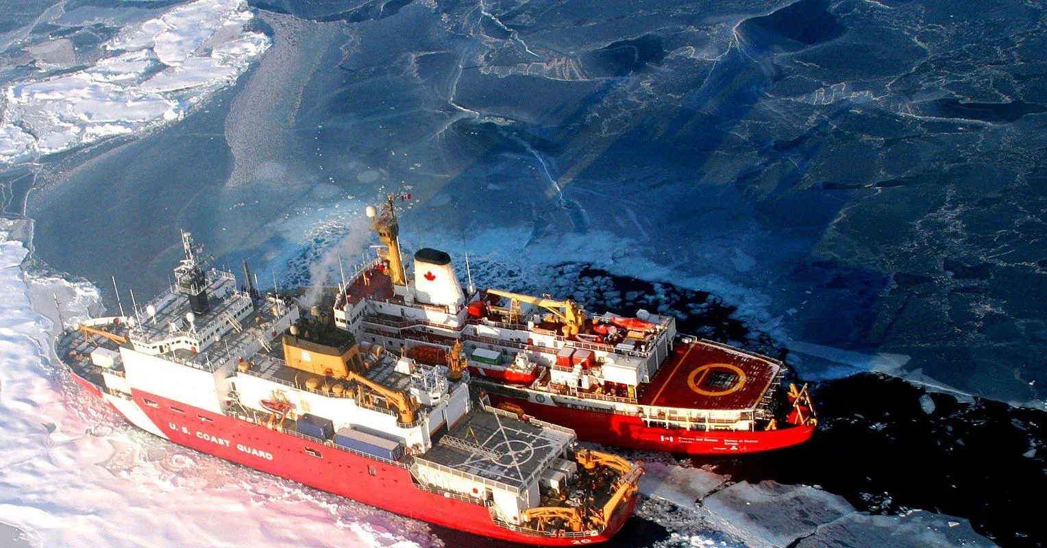 США проигрывают России и Китаю в битве за Арктику – СМИ