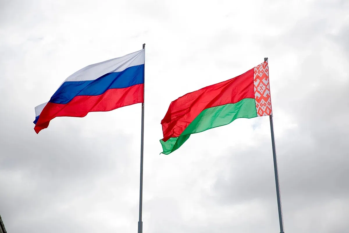 Запад пытается внести разлад в отношения Москвы и Минска – МИД России