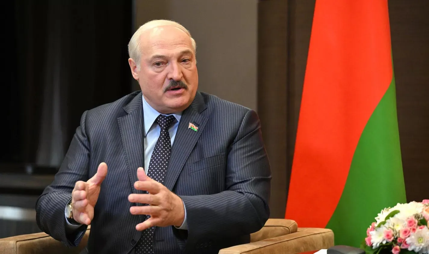Лукашенко отметил белорусский вклад в разработку «Орешника»