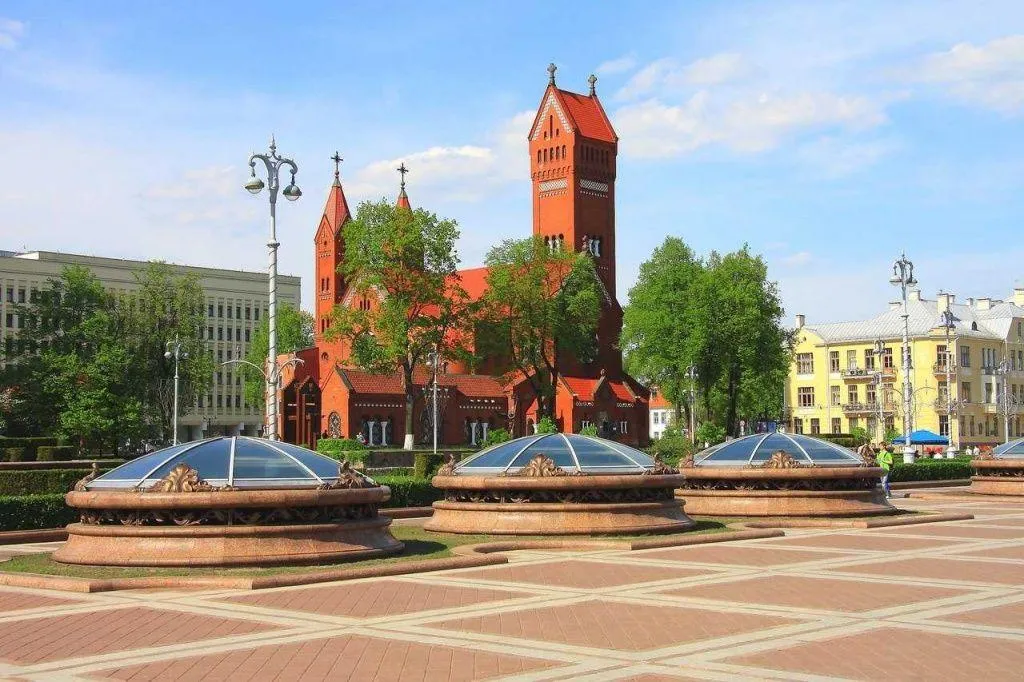 Минск стал самым популярным городом СНГ для путешествий на майские праздники