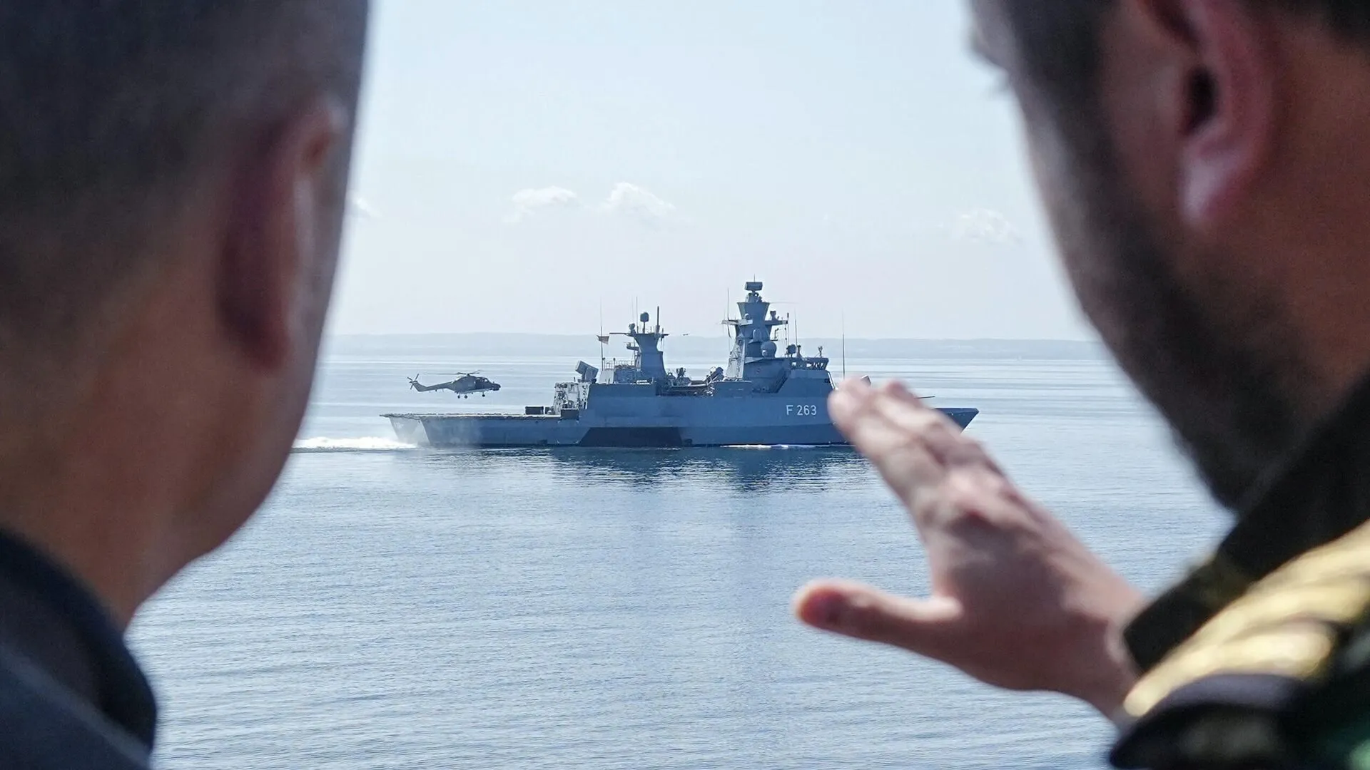 Виктор Литовкин: Агрессивное поведение кораблей НАТО в Балтийском море создает риски вооруженного конфликта