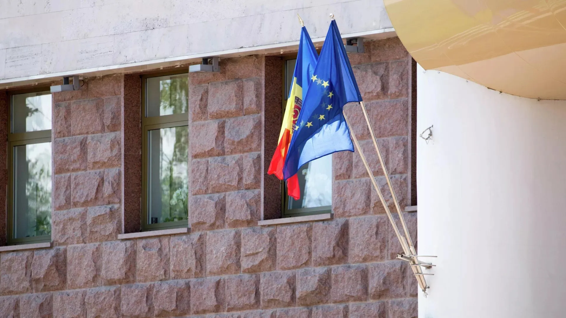 Шор заявил, что проект изменений в Конституцию Молдовы лишает страну суверенитета