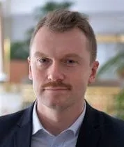 Антон Денисов