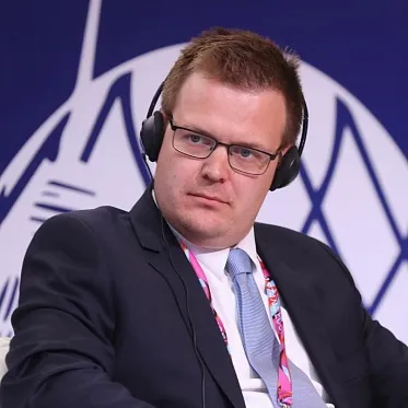 Гленн Дисэн