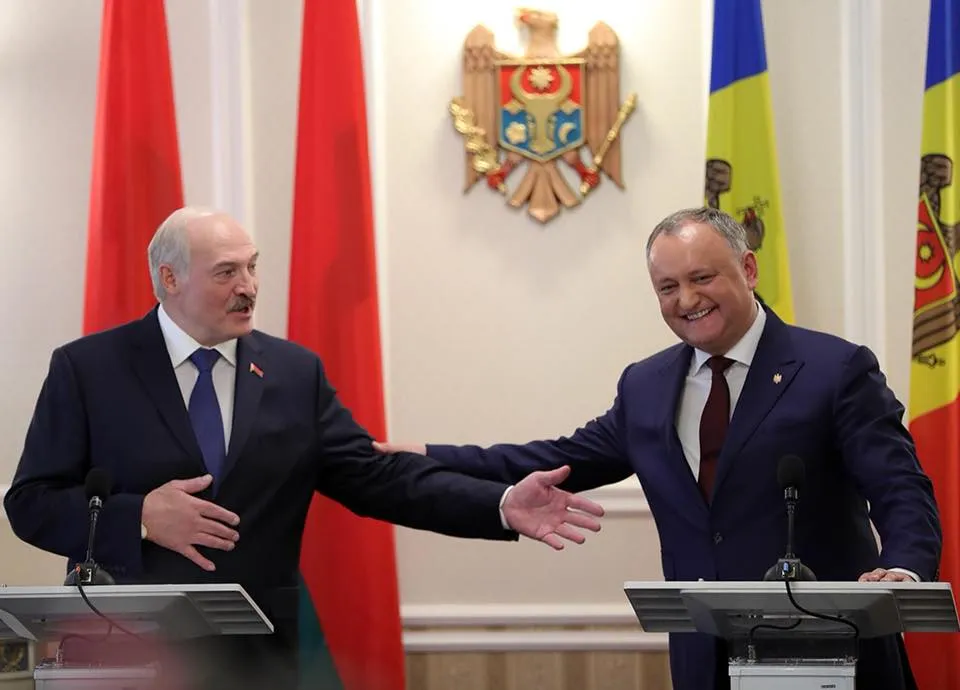 «Подавляющее большинство молдаван хотят жить, как в Беларуси» – Додон