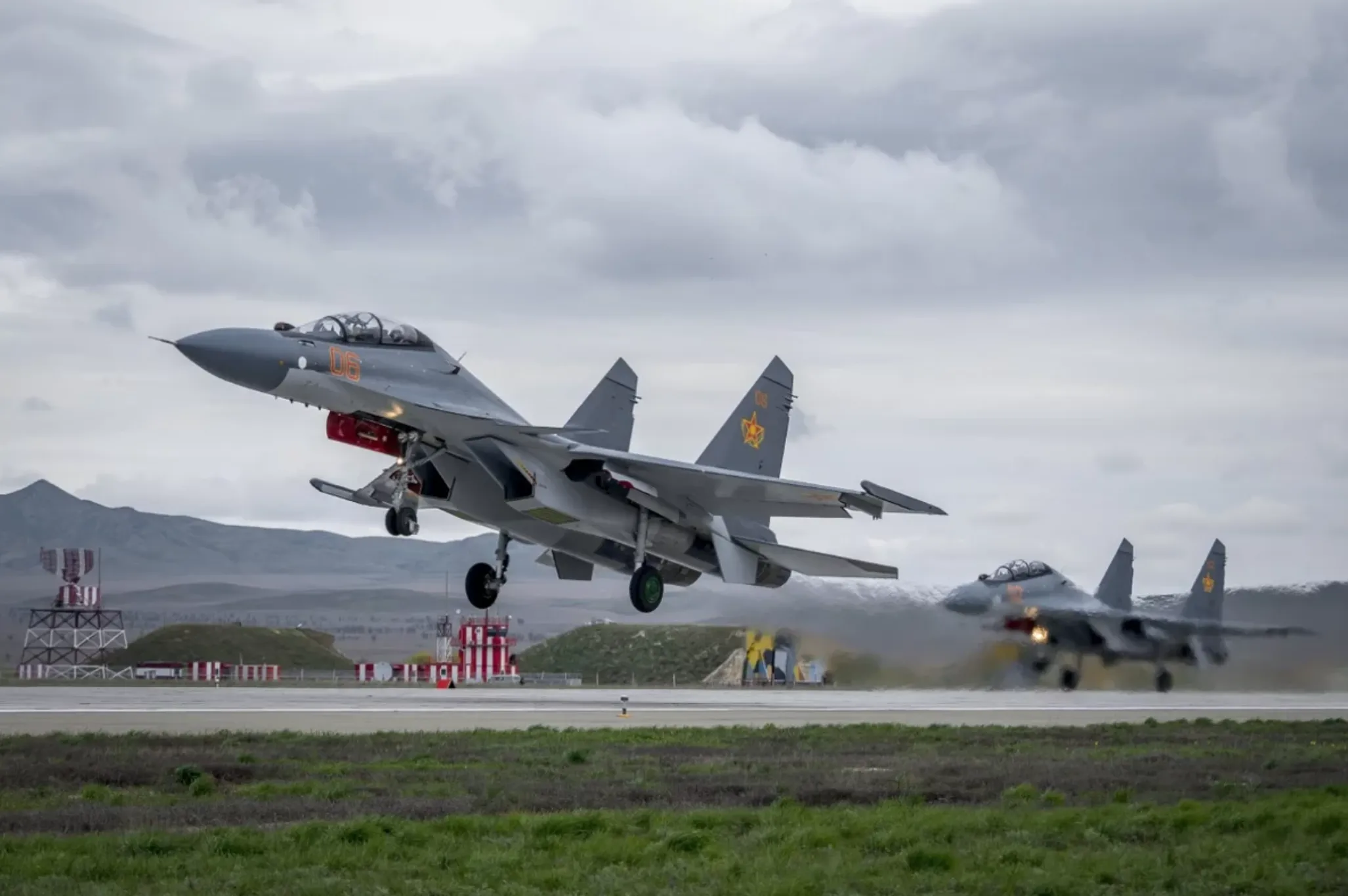 Казахстан и Узбекистан купили у России военную технику