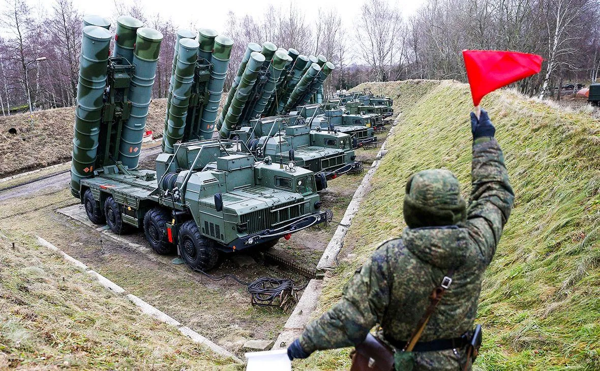 Россия и Индия заключили контракт на поставки С-400 в рублях
