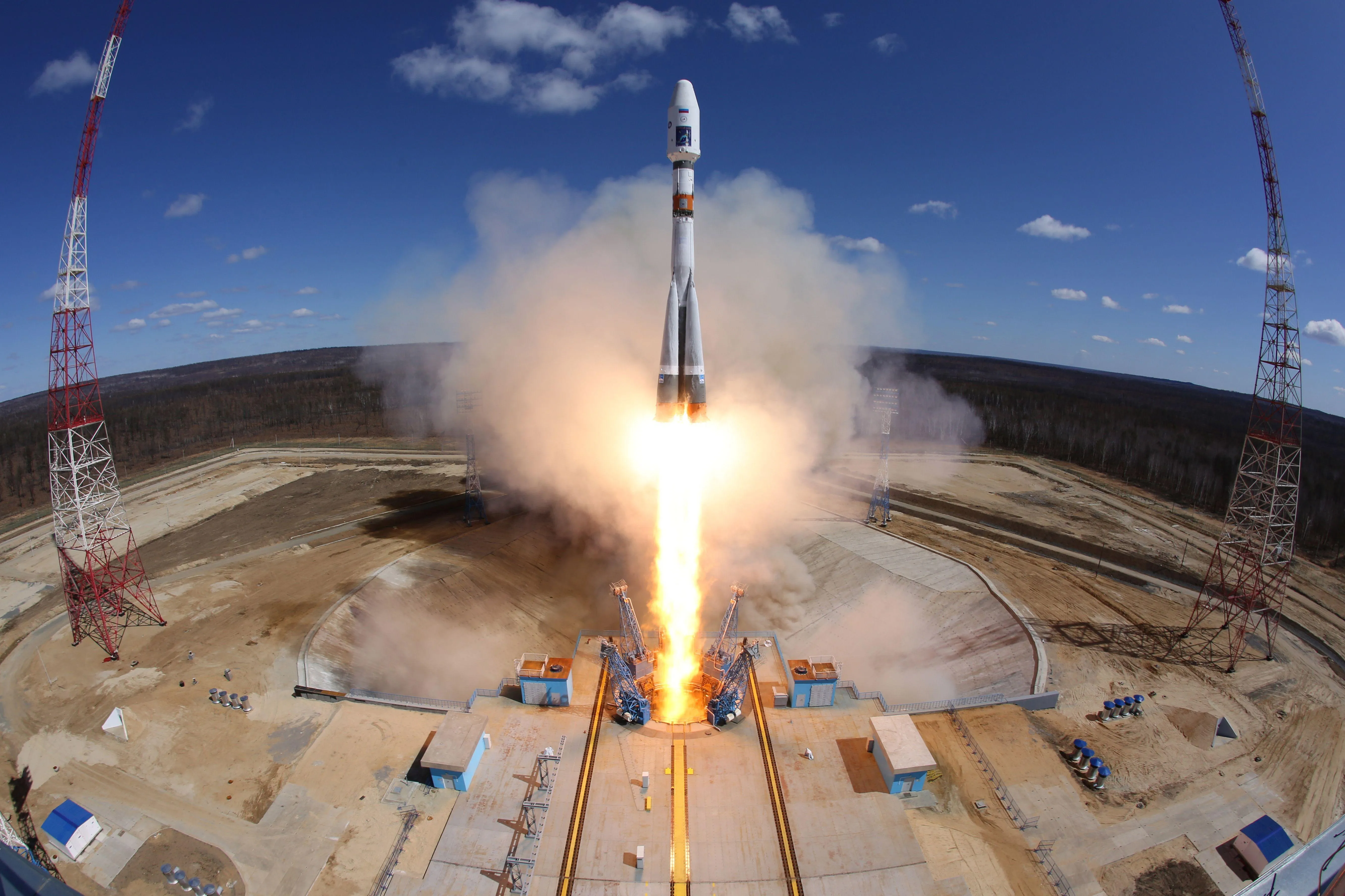 Российский ученый: космодром Восточный - не замена Байконуру