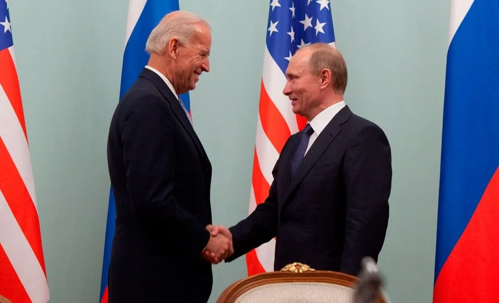 Путин направил телеграмму Байдену