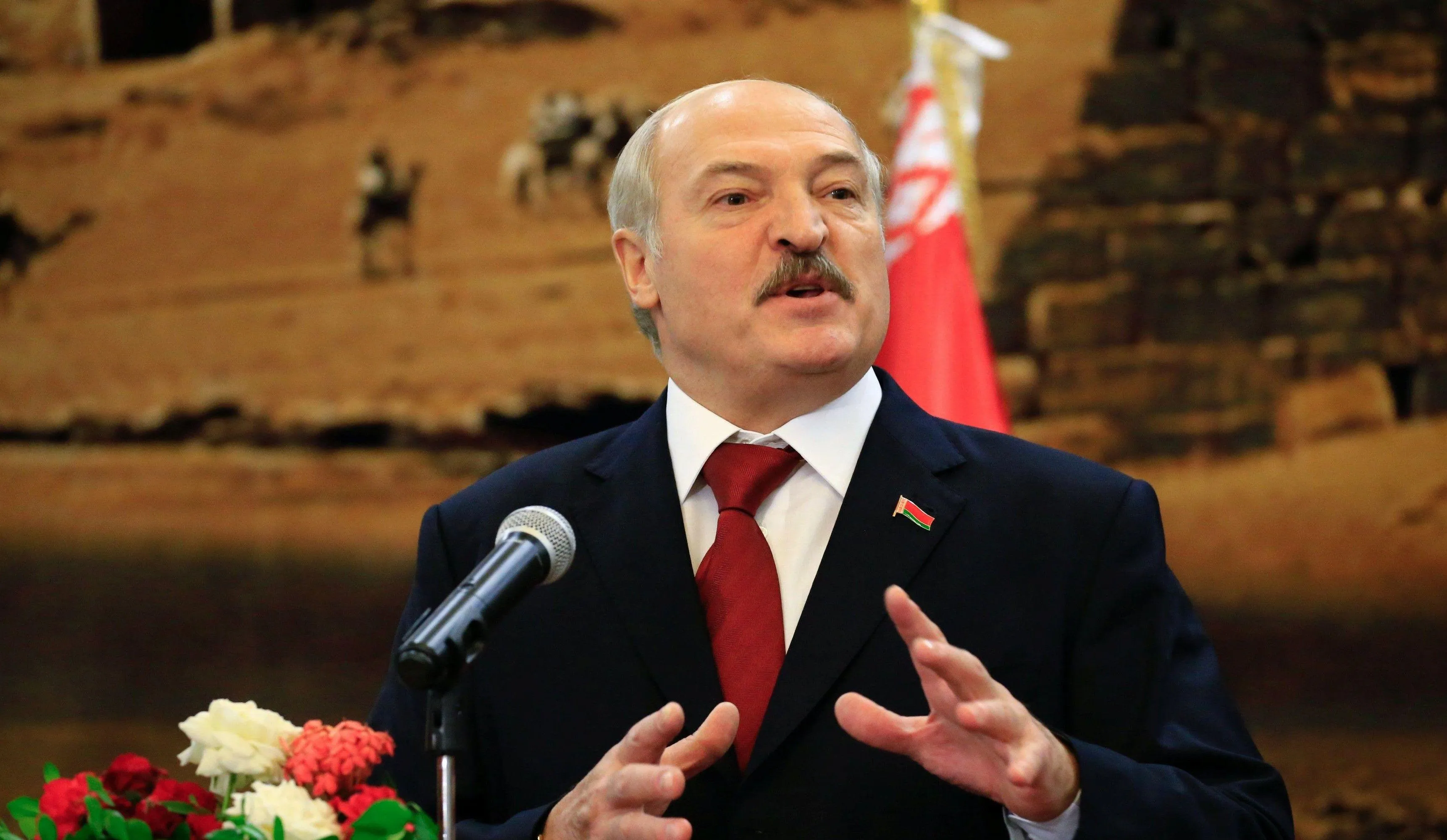 Лукашенко озвучил планы по изменению Конституции
