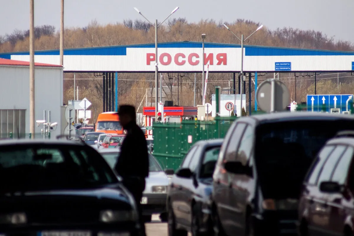 В посольстве РФ в Астане рассказали про эксперимент по пересечению границы