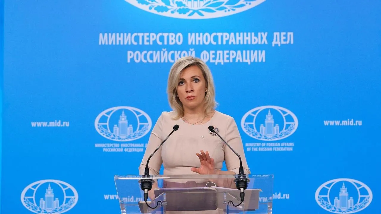 Захарова прокомментировала слова главы МИД Румынии о молдавском языке