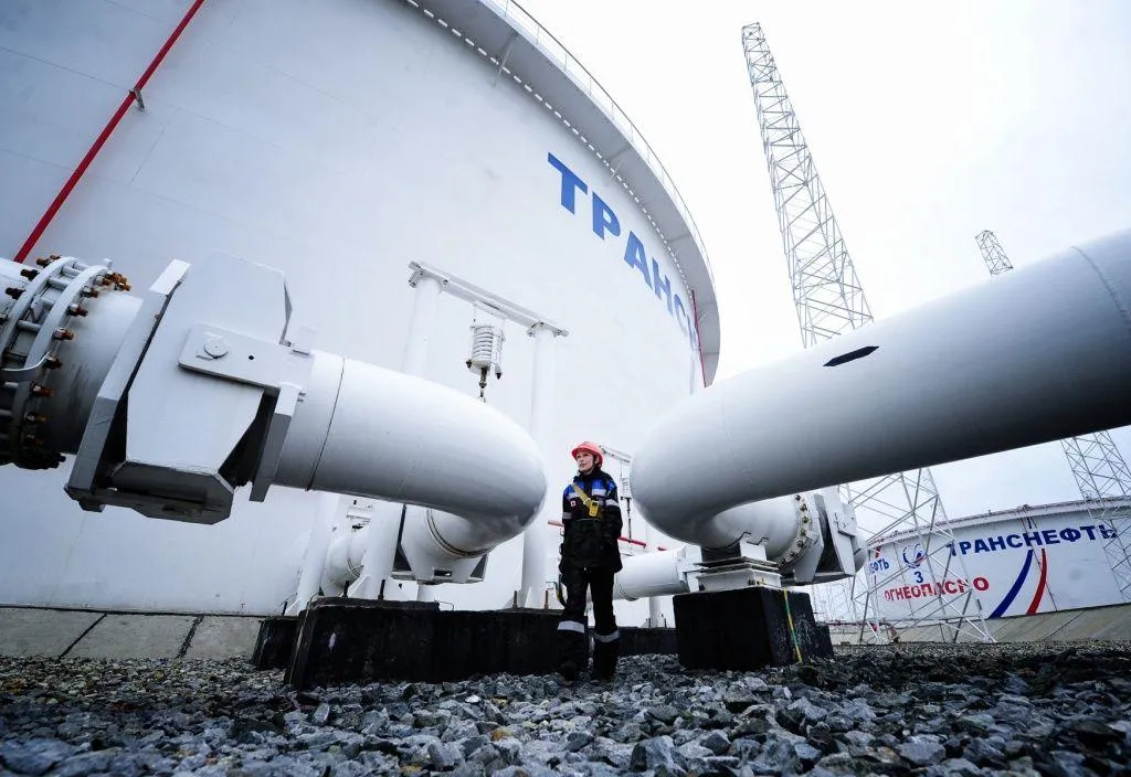 Стало известно, сколько нефти поставит Россия Беларуси в I квартале 2018 года