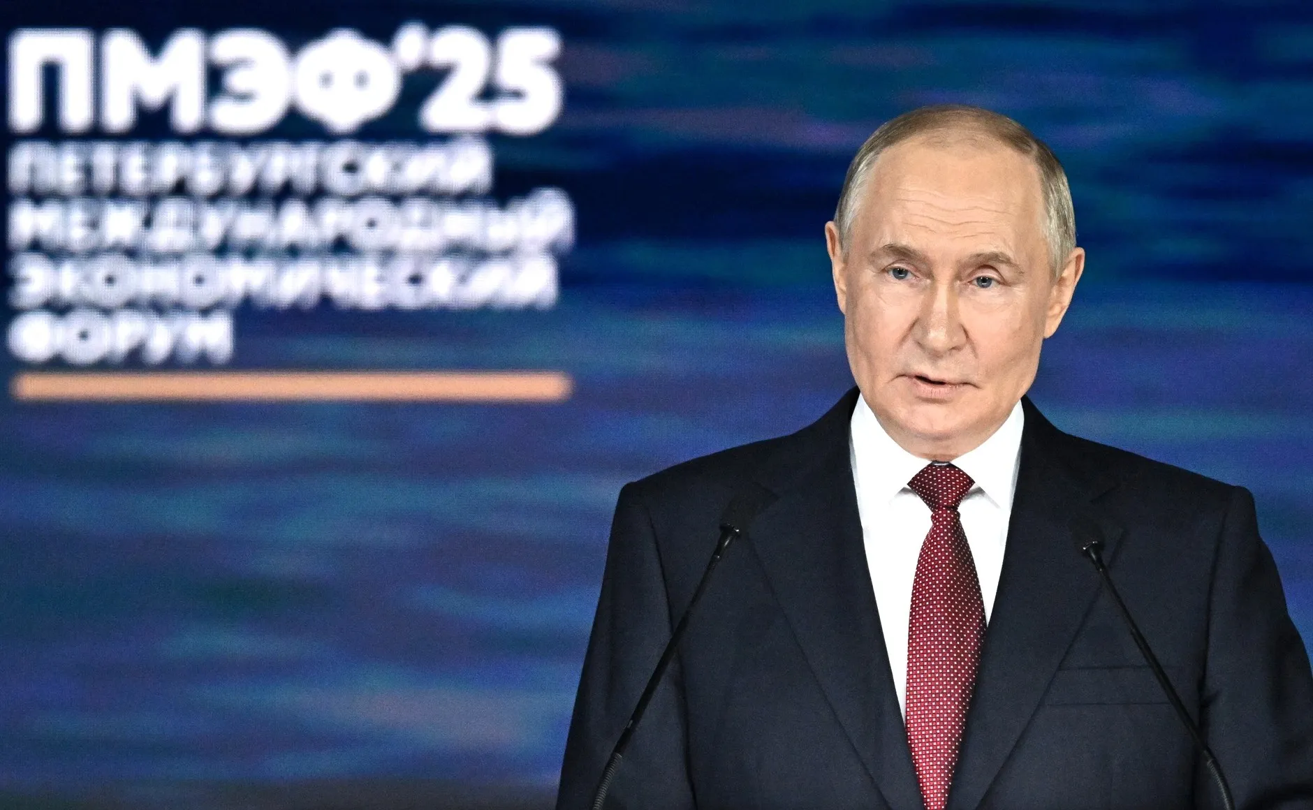 Путин призвал повысить вклад государства и бизнеса в технологии до 2% ВВП к 2030 году