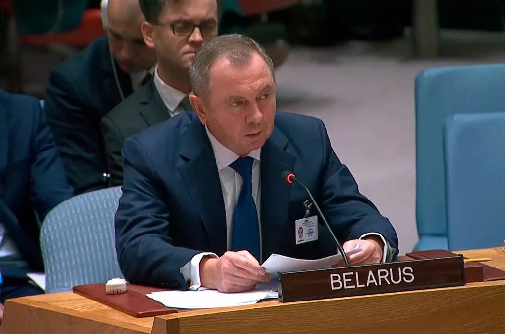 Макей назвал реальной угрозу применения ядерного оружия