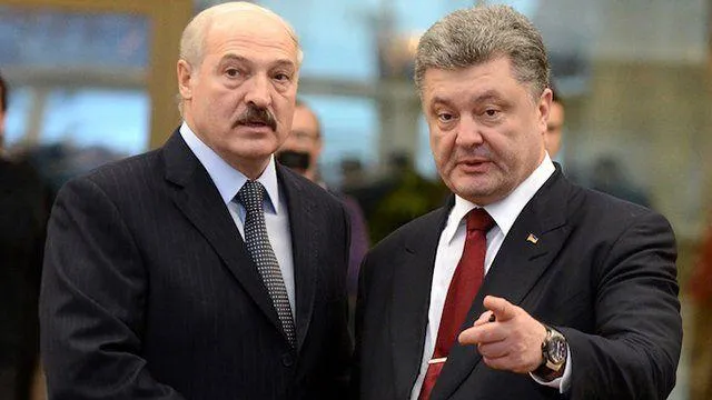 Киев попытался использовать Форум регионов с Беларусью в интересах Порошенко – белорусские эксперты