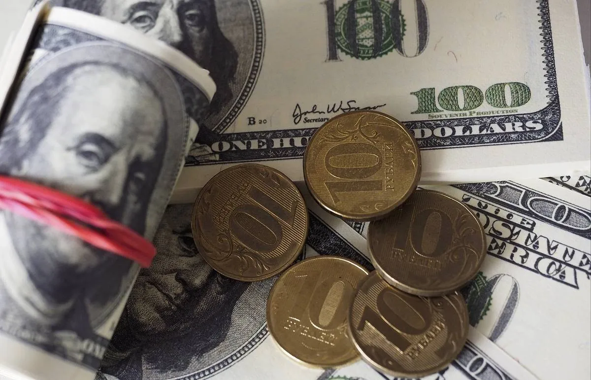 Минфин России завершил дедолларизацию Фонда нацблагосостояния