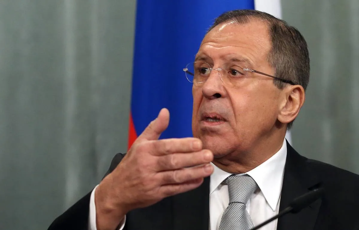 Лавров: нельзя «спускать с крючка» Киев в переговорах по Донбассу