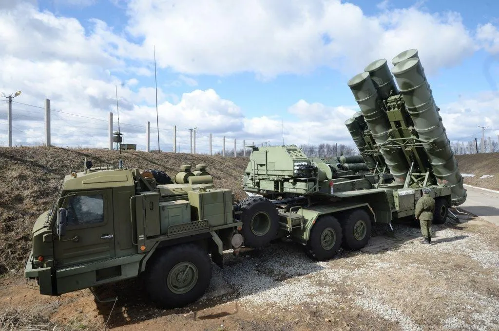 Россия может подписать новые контракты на поставку С-400 на Ближний Восток