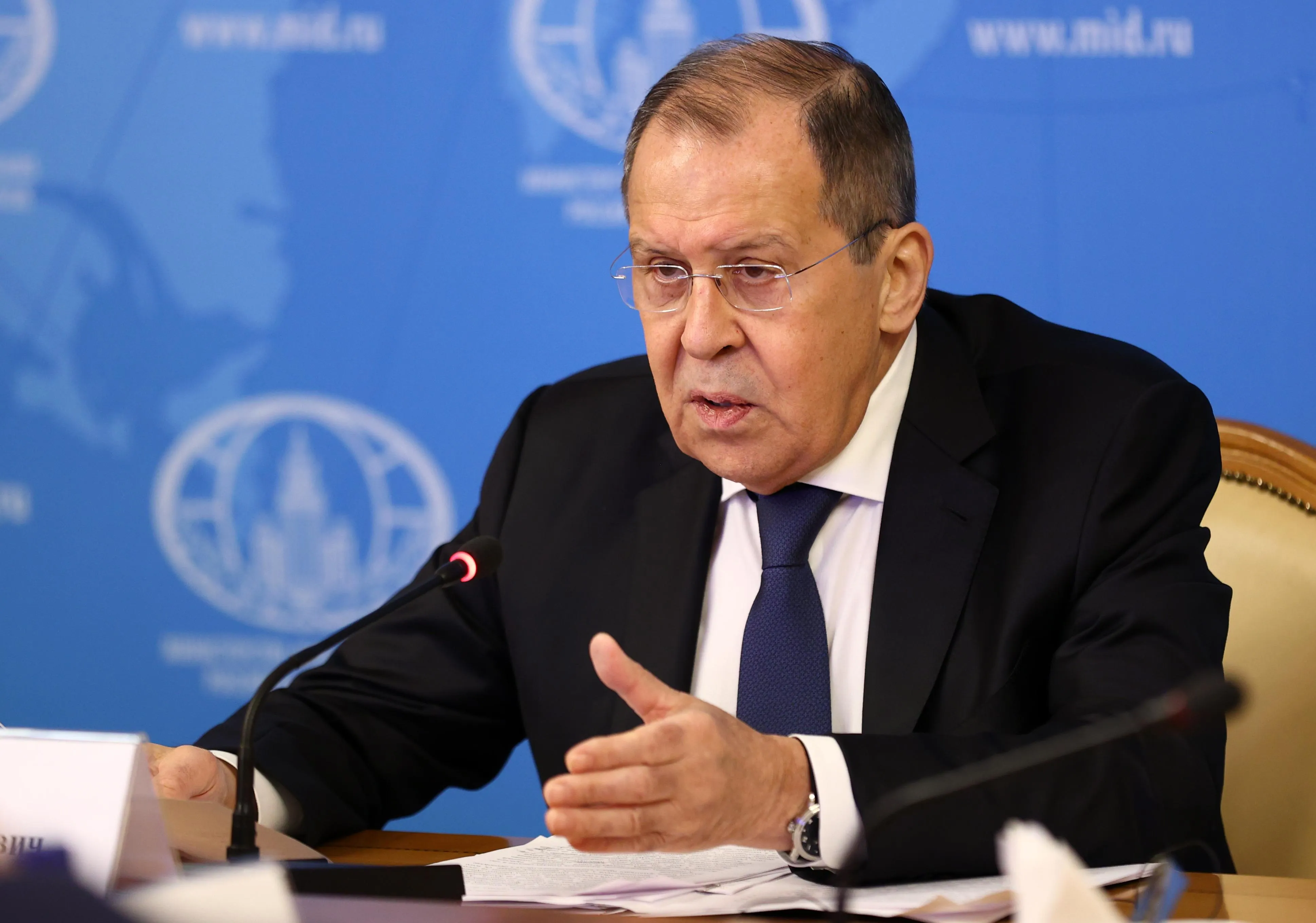 Лавров: переговоры по Карабаху в формате Минской группы ОБСЕ под угрозой срыва