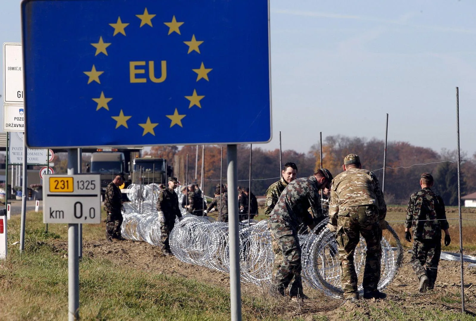 Стало известно, для чего Польша построит забор на границе с Беларусью и Украиной