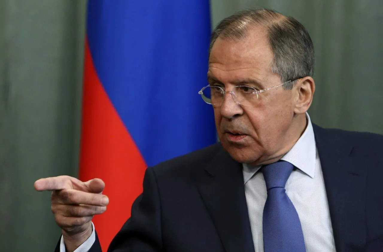 Запад хочет окружить Россию санитарным кордоном – Лавров