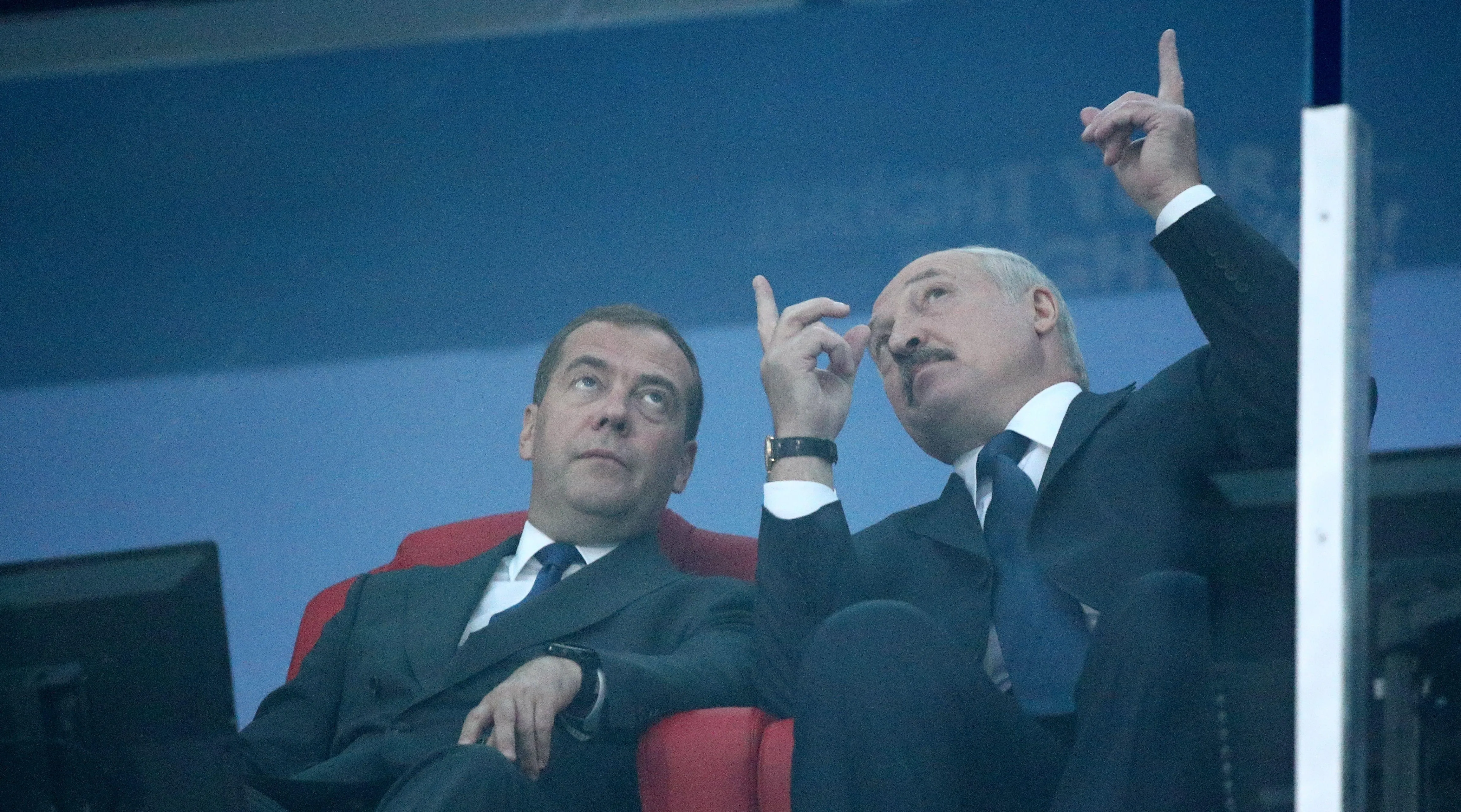 Медведев ответил на заявление Лукашенко о «чужих войнах»