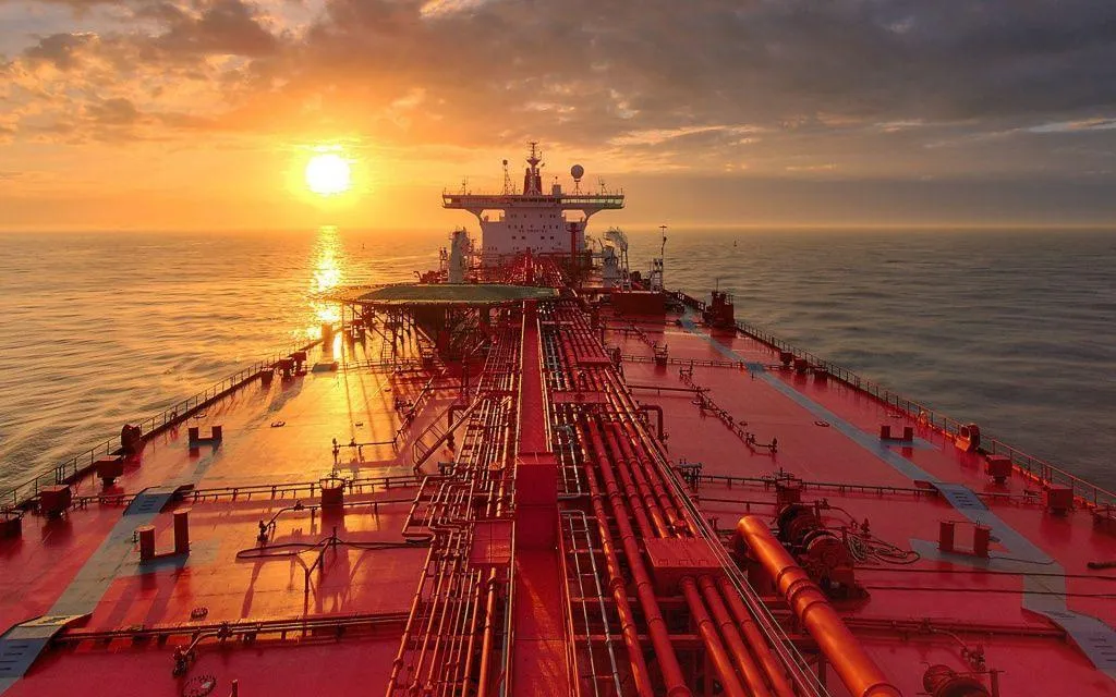 Евразийский банк развития рефинансирует строительство нефтеналивных танкеров