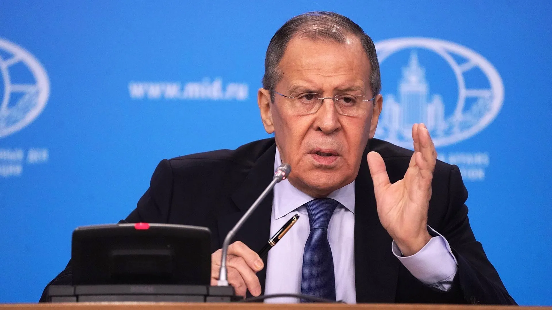 Лавров: Беларусь не нуждается в посредничестве со стороны ЕС