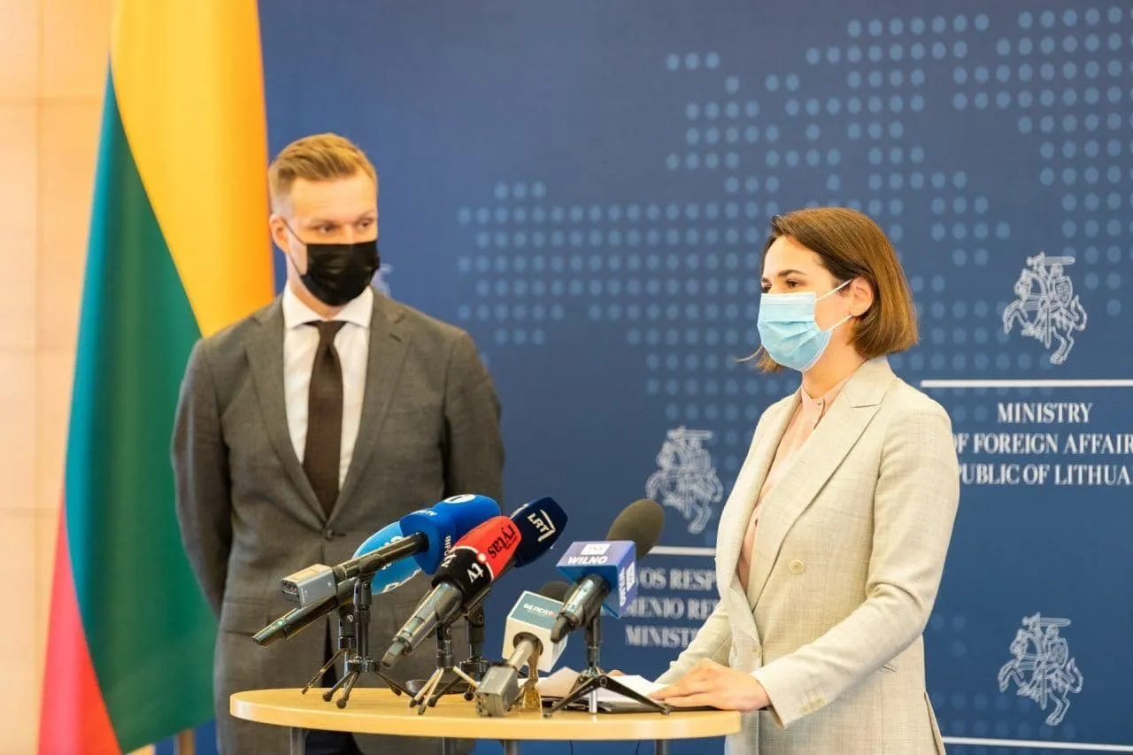 Офис Тихановской получил дипломатический статус в Литве