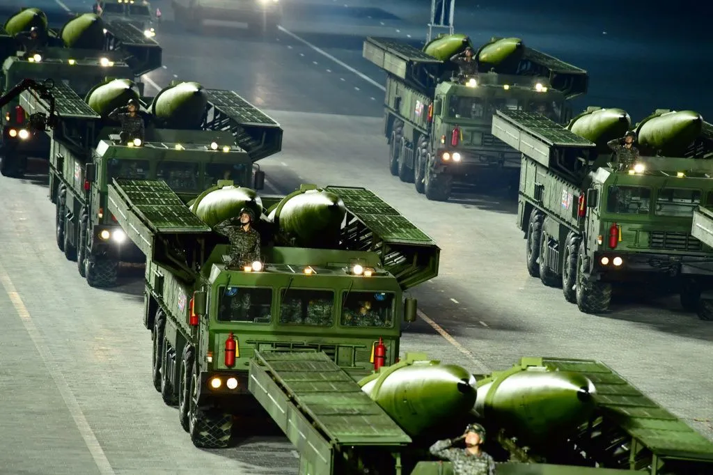 Оперативно-тактический ракетный комплекс KN-23.jpg