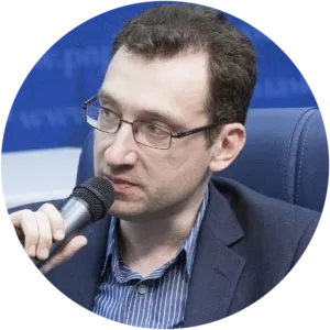 гущин.png
