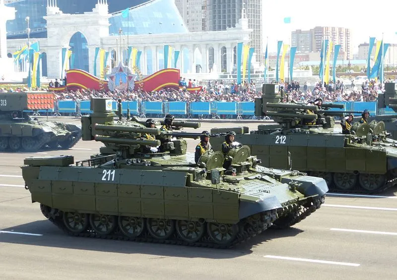 терминатор в астане.JPG