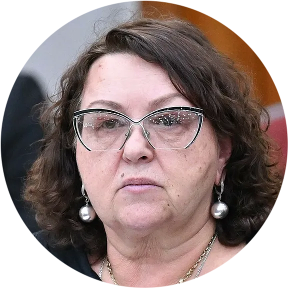 Ирина Смирнова-round.png